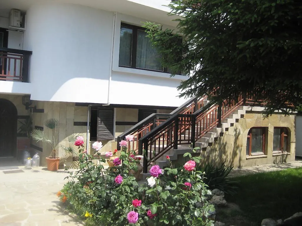 Guest House Yanina Varna Bulgaristan