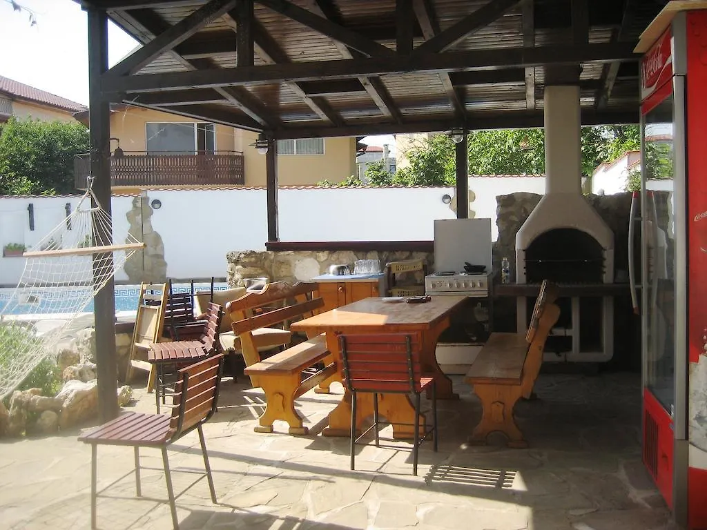 Guest House Yanina Varna